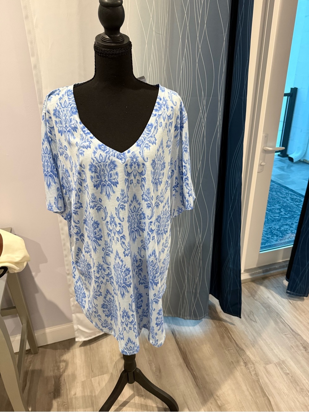 LuLaRoe Iris White and Blue Damask V-Neck Tunic